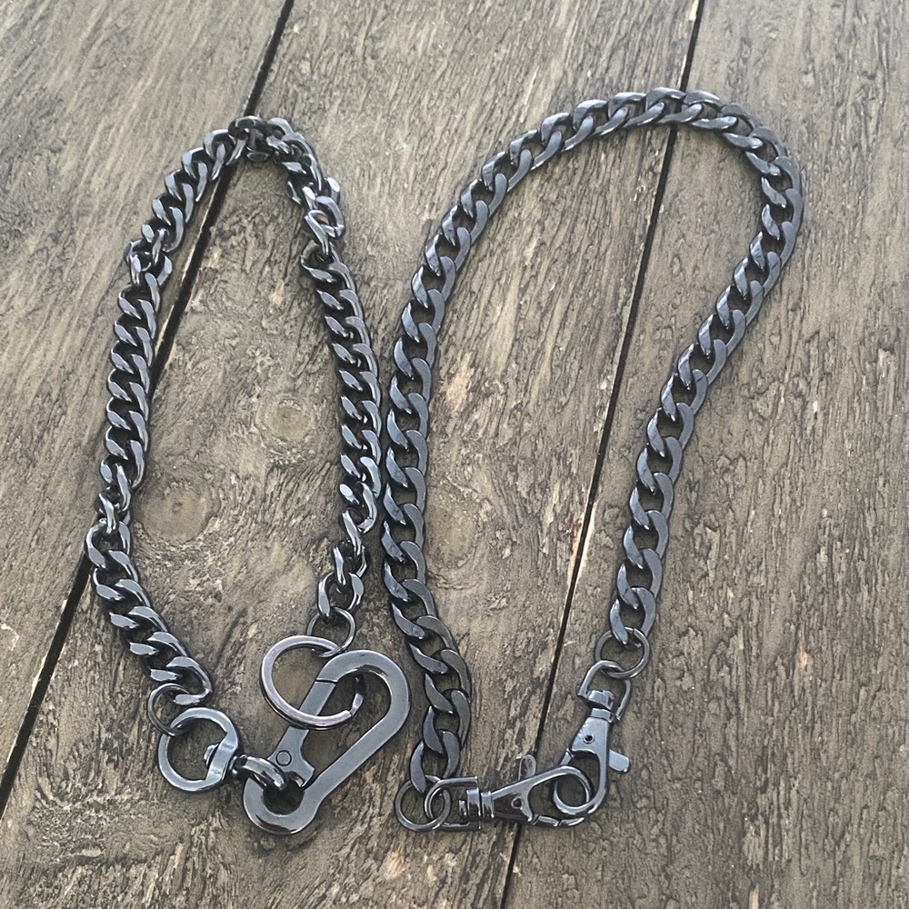 Men's Black Chain Bag Accessory